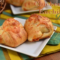 Chicken Enchilada puffs recipe