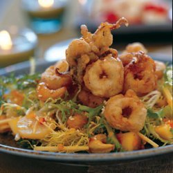 Fried Squid, Papaya, and Frisée Salad with Spicy-Sour Dressing recipe