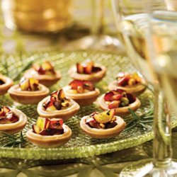 Brie Tartlets With Grape Relish recipe