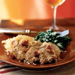 Pork Tenderloin with Onions and Dried Cranberries recipe