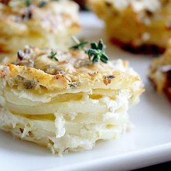 Slow Cooker Scalloped Potatoes recipe
