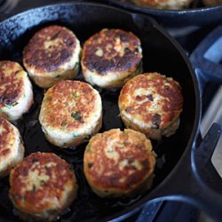 Potato-and-Wild-Salmon Cakes with Ginger and Scallions recipe