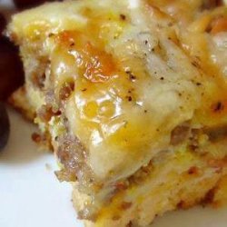 Sausage, egg and biscuits casserole recipe