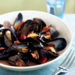 Mussels in Tomato-Wine Broth recipe