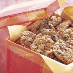 Oatmeal Cookies with Raisins, Dates, and Walnuts recipe