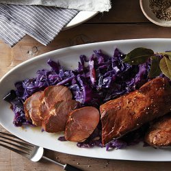 Beer-Marinated Pork Tenderloin with Red Cabbage recipe