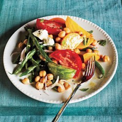 Market Salad with Goat Cheese and Champagne-Shallot Vinaigrette recipe