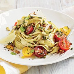Fettuccine with Pistachio-Mint Pesto and Tomatoes recipe
