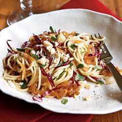 Spaghetti with Caramelized Onion and Radicchio recipe