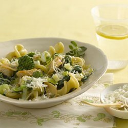 Fiore With Broccoli Rabe, Chicken, and Pecorino Cheese recipe