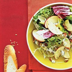 Apple-and-Gorgonzola Salad With Maple Dressing recipe