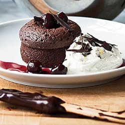 Warm Chocolate Cakes with Mascarpone Cream recipe