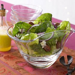 Romaine, Blue Cheese and Spiced-Pecan Salad recipe