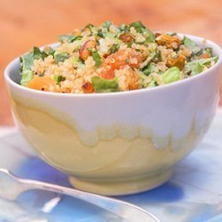 Quinoa Salad with Apricots and Pistachios recipe