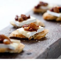 Brie Toasts with Spiced Sundried Tomato Compote recipe