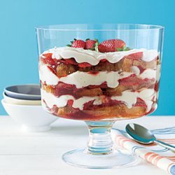 Strawberry Shortcake Trifle recipe