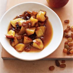 Chunky Apple and Raisin Sauce recipe