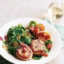 Seared Scallops with Wilted Watercress and Bacon recipe