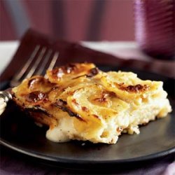 Potato Gratin with Goat Cheese and Garlic recipe