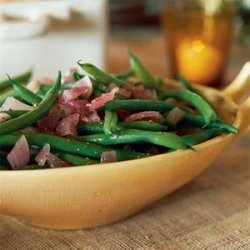 Green Beans with Roasted-Onion Vinaigrette recipe