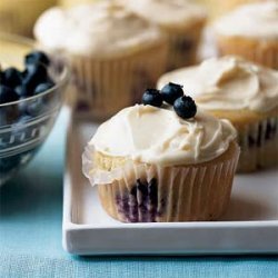 Lemon-Scented Blueberry Cupcakes recipe