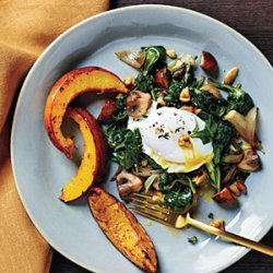 Poached Eggs with Spinach and Walnuts recipe