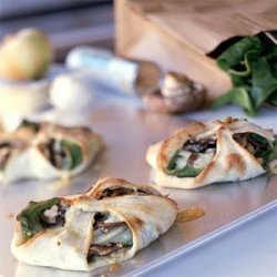 Spinach Calzones with Blue Cheese recipe