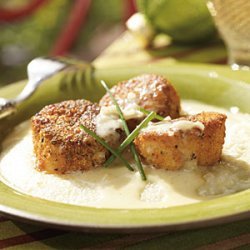 Blackened Sea Scallops over Stone-Ground Grits with Vanilla Beurre Blanc recipe