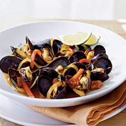 Mussels with Red Pepper and Chorizo recipe