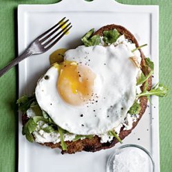 Open-Faced Sandwiches with Ricotta, Arugula, and Fried Egg recipe