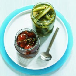 Homemade Dill Pickles recipe