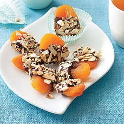 Crunchy Chocolate-Dipped Apricots recipe