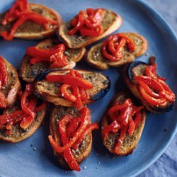 Anchovy Fennel Toasts with Roasted Red Peppers recipe