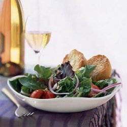 Mesclun and Romaine Salad with Warm Parmesan Toasts recipe