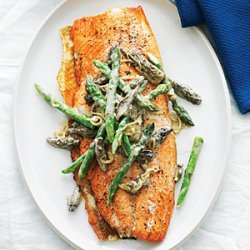Grilled King Salmon with Asparagus, Morels, and Leeks recipe