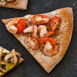 Shrimp and Garlic Pizza (Instant Get-Together) recipe