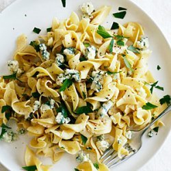 Blue Cheese, Mustard, and Beer Noodles recipe