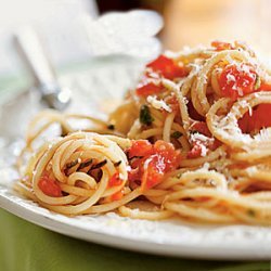 Spaghetti with Tomato Sauce recipe