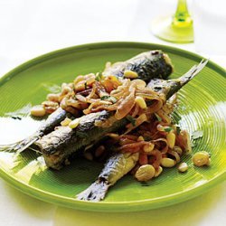 Pan-Fried Sardines with Sweet-and-Sour Onions, Pine Nuts, and Raisins recipe