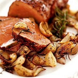 Roasted Filet of Beef with Stilton and Crispy Shallots recipe