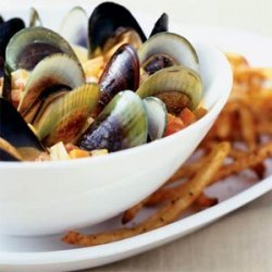 Curried Mussels with Oven Frites recipe