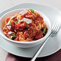 Linguine with Easy Meat Sauce recipe