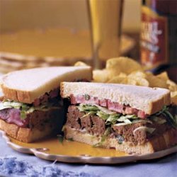 Basil-Tomato Meatloaf Sandwich recipe