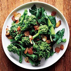 Broccoli Rabe with Garlic and Golden Raisins recipe