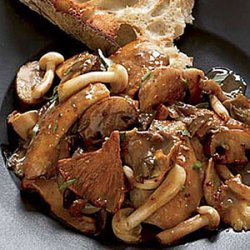 Chicken, Wild Mushroom and Roasted-Garlic Saute recipe