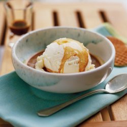 Vanilla Ice Cream  Drowned  in Espresso (Affogato al Caffè) recipe