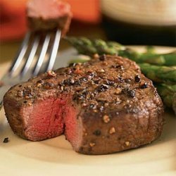 Spiced Pepper-Crusted Filet Mignon with Asparagus recipe