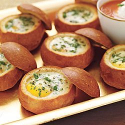 Baked Eggs in Bread Bowls recipe