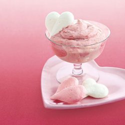 Strawberry Mousse with Meringue Hearts recipe