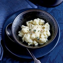 Mashed Yukon Gold Potatoes with Horseradish Butter recipe